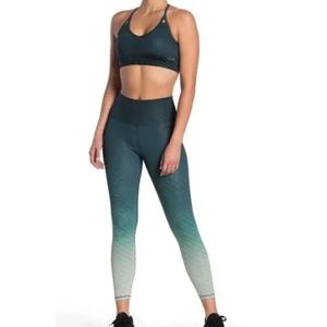 NEW AR-33 Alpha High Waist athletic yoga leggings Hunter green fade size S